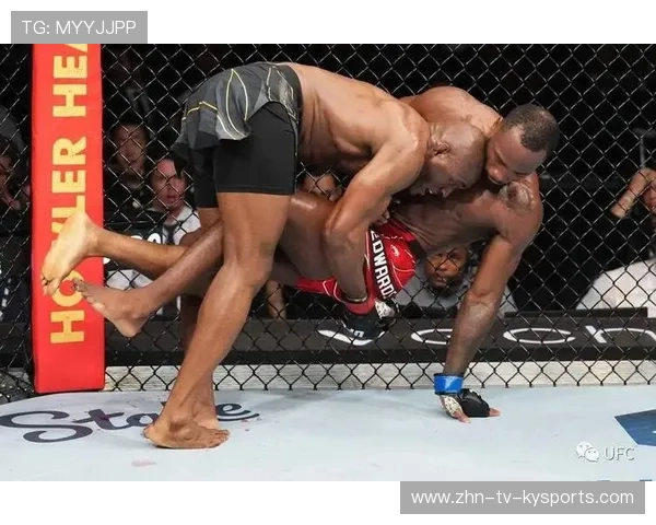 UFC爱德华斯爆发刺拳训练更犀利，剑指冠军之路